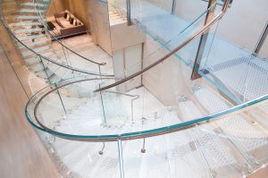 Glass-Staircase-at-the-Boodles-Bond-Street-shop