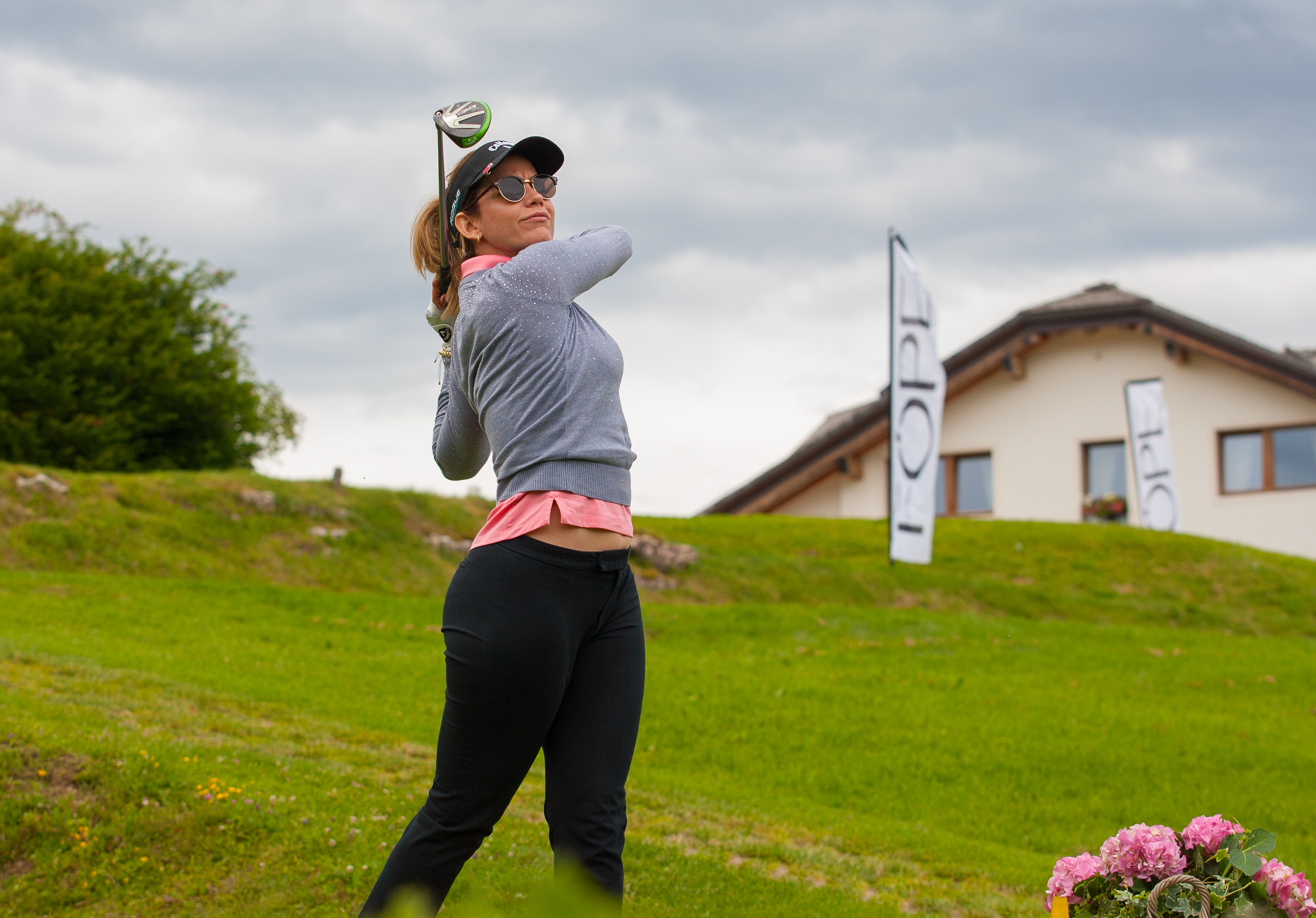 ODE TO STRONG & FASHIONABLE WOMEN