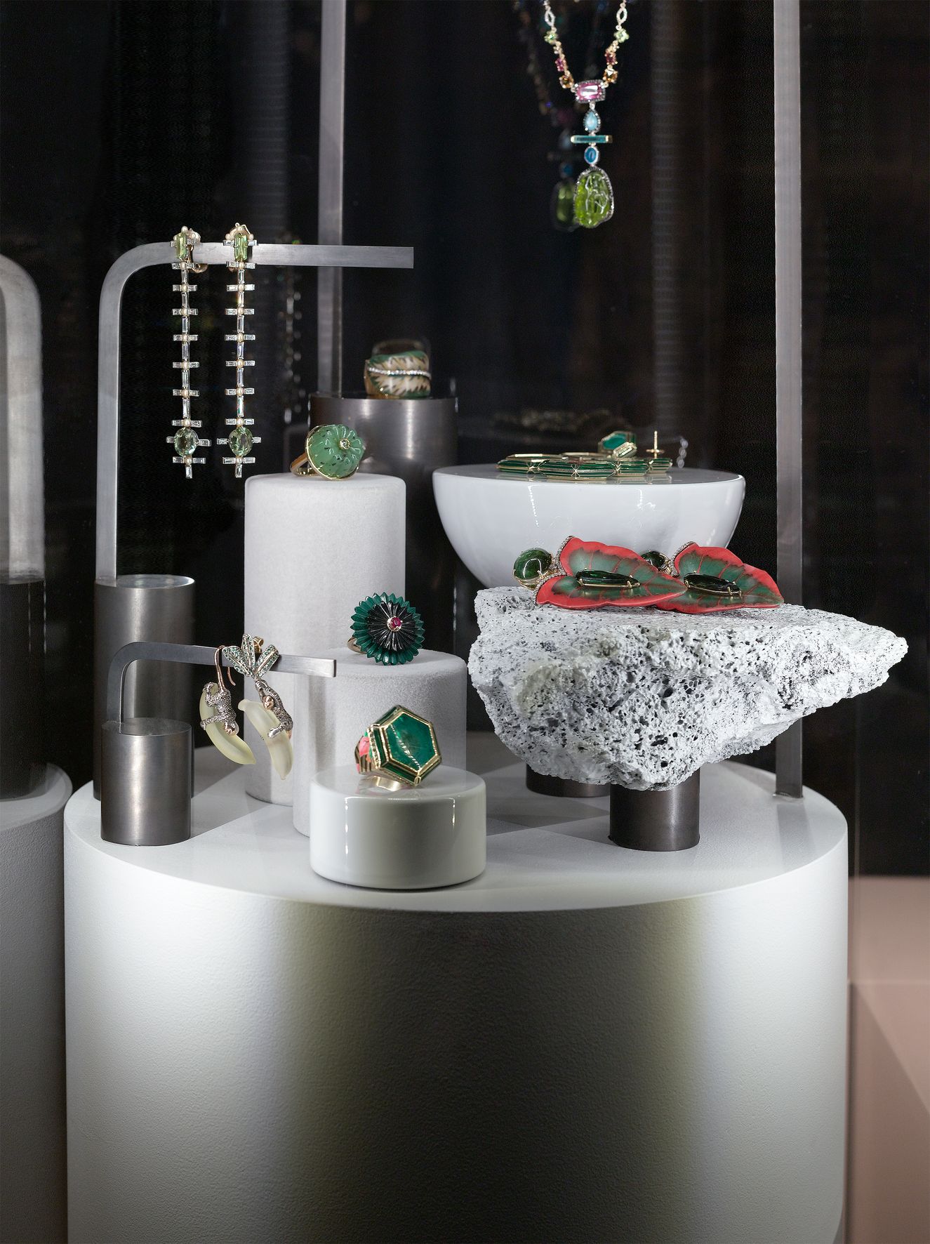 THE WORLD OF OBJET D’EMOTION