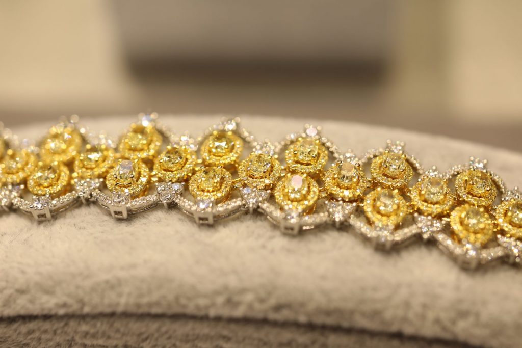 INTERNATIONAL JMA HONG KONG JEWELRY SHOW Solitaire Magazine